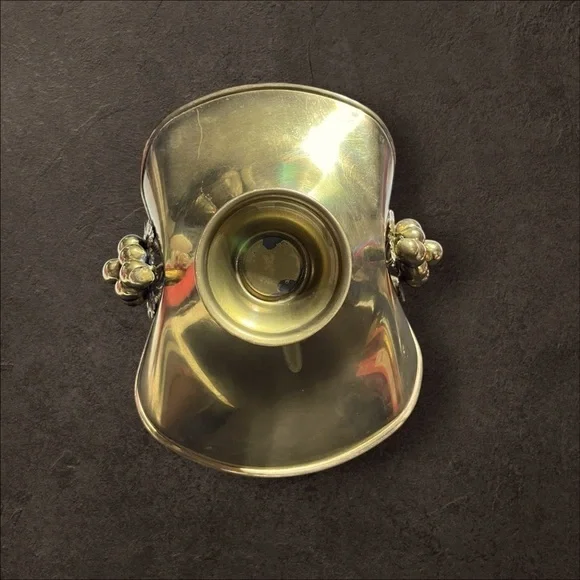 Vintage Solid Brass Basket With Handle Made In Italy With Leaf And Grape Design - Picture 7 of 9